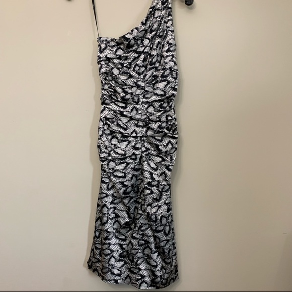 Suzi Chin One Shoulder Floral Silky Party Dress 6 - Picture 8 of 16